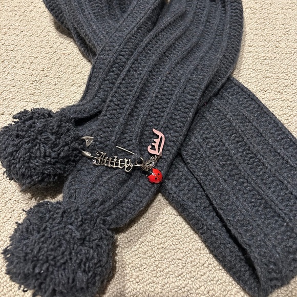 Authentic Juicy Couture Cashmere and Wool Scarf - Picture 1 of 7